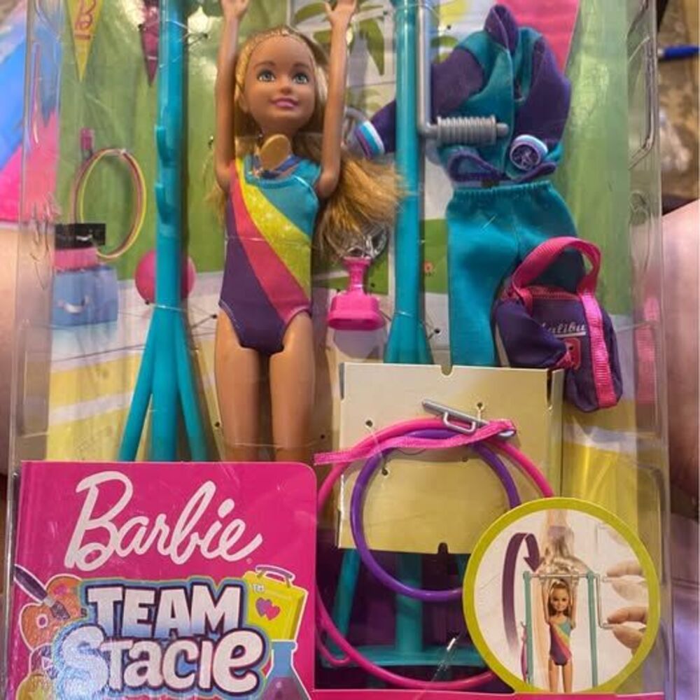 Nib Team Stacie with gym gear